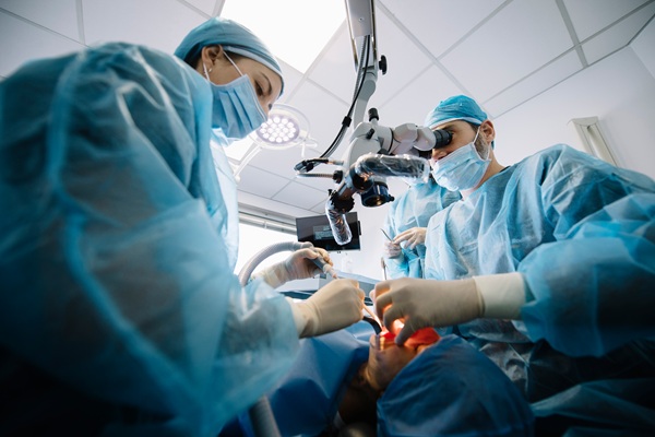 Root Canal Vs  Extraction: Make The Right Choice For Your Oral Health